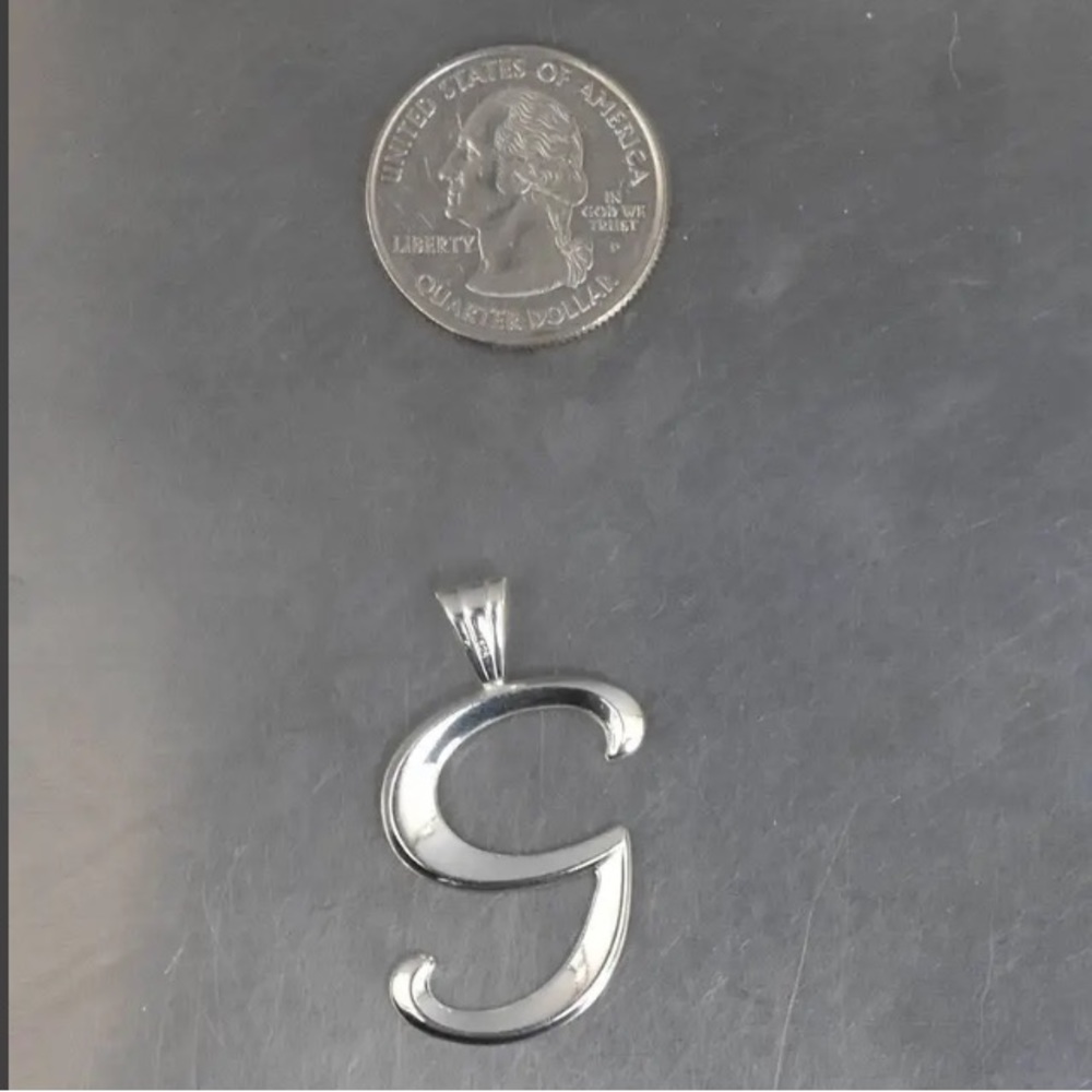 Sterling Silver pendant letter G stamped 925